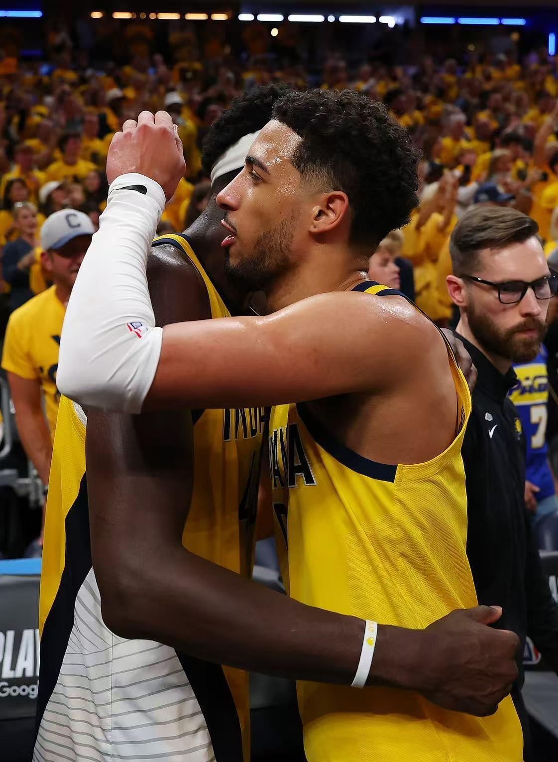 开云体育-西亚卡姆遭遇十二持续失利，湖人教练压力巨大！的简单介绍