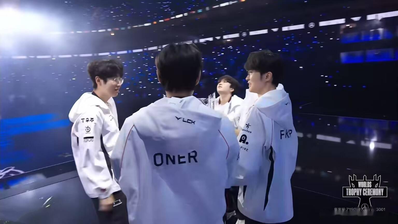 开云体育-Faker意外战胜阿森纳，比赛局势复杂引爆全场！的简单介绍