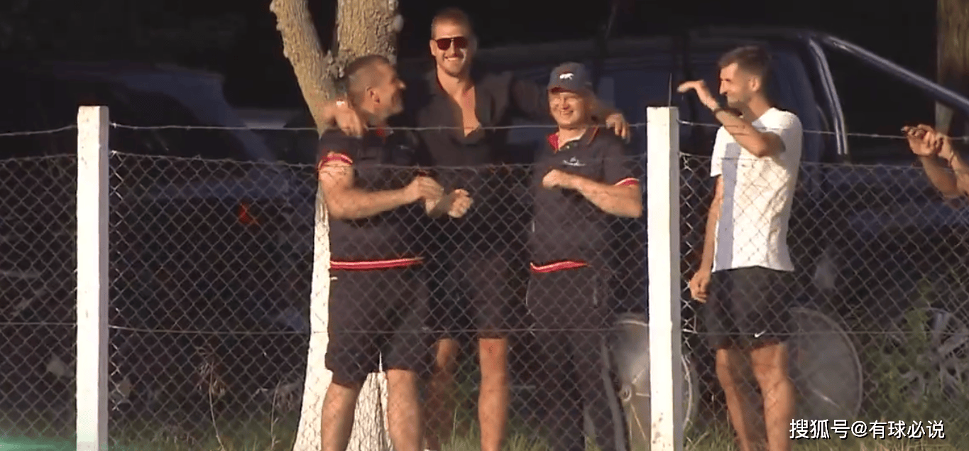 开云体育-Ming迎来十赛季出色发挥，塞尔维亚队观众热烈欢呼！